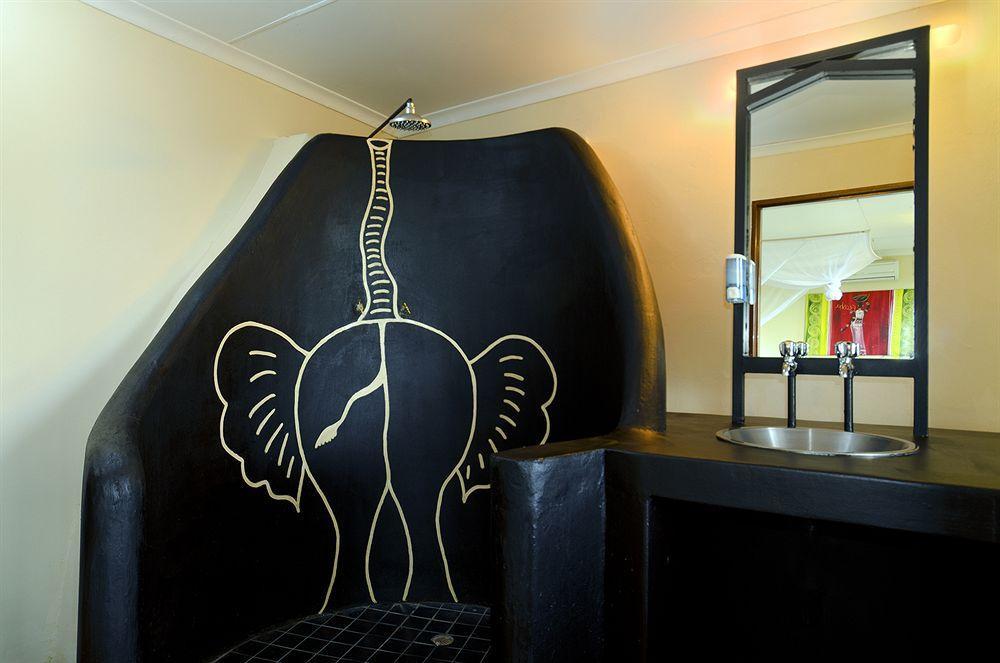 Willa Gondwana Etosha Safari Camp Okaukuejo Zewnętrze zdjęcie